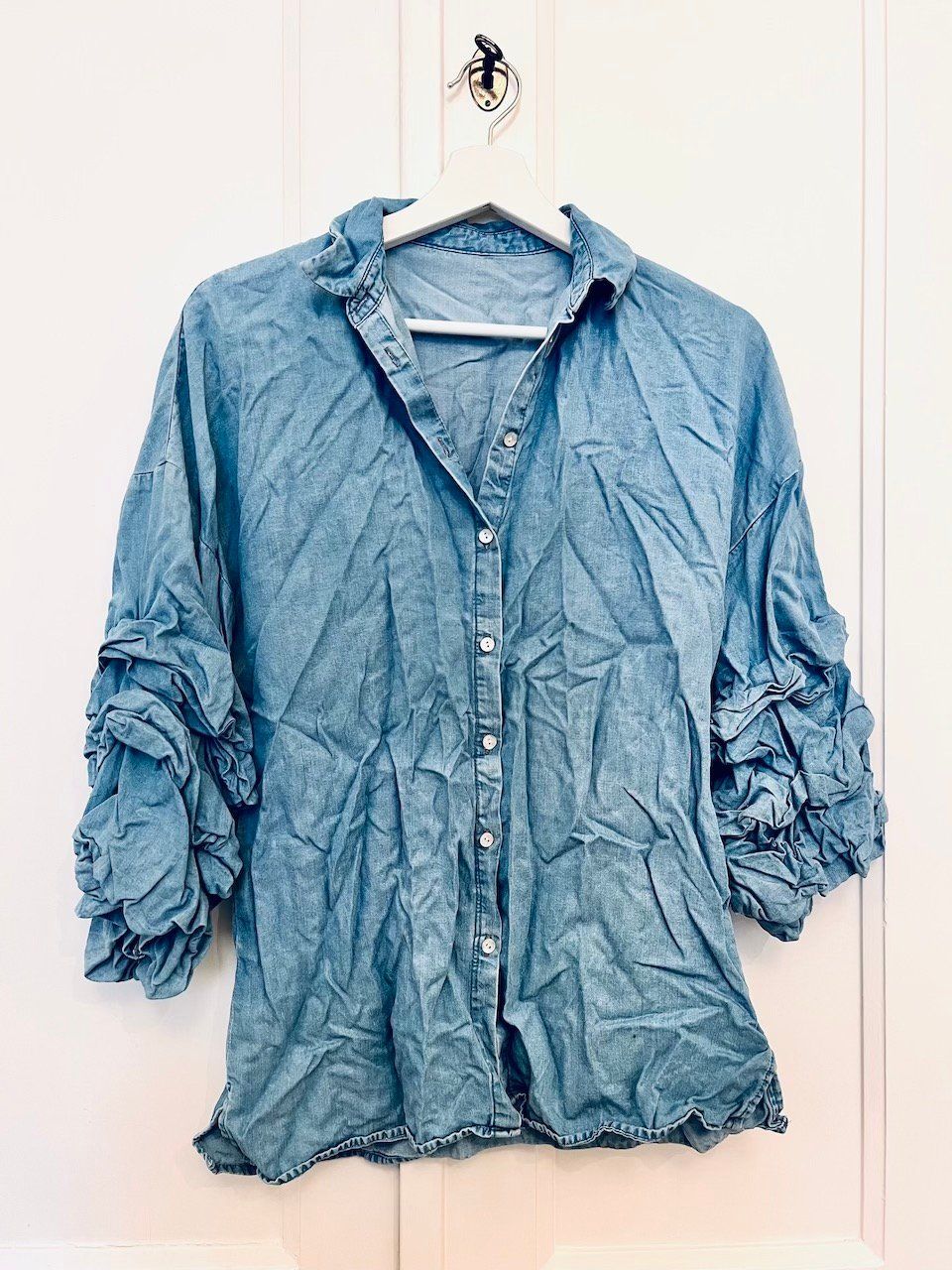 Camicette: Jeanshemd in Grösse 36/38 – Usato da Zürich venduto da 411osmanbey 1