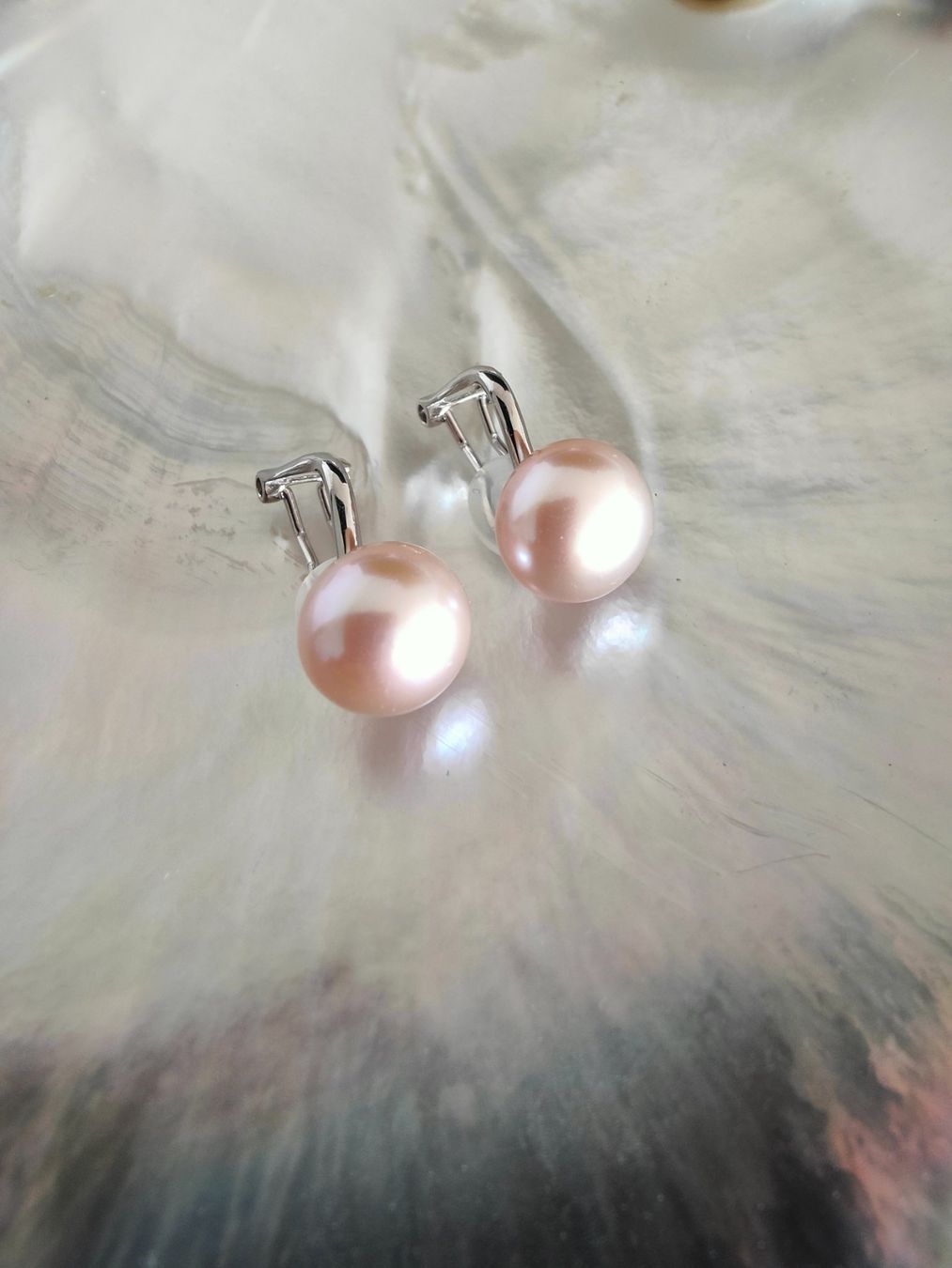 Orecchini pendenti & Orecchini a lobo: Ohrclips, lila Süsswasserperle, ca. 11mm – Nuovo e nell'imballaggio originale da Rümlang venduto da 21f