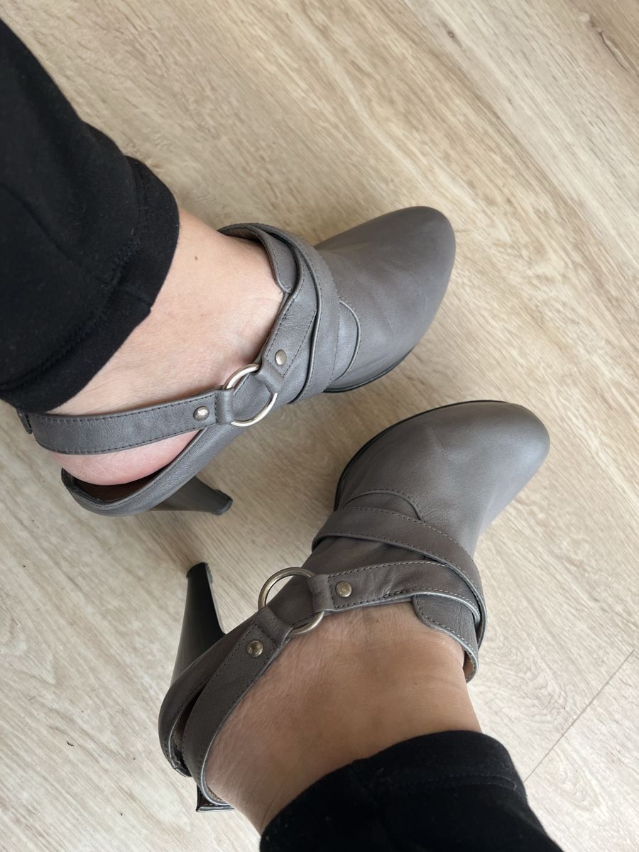Scarpe da donna: Leder Schuhe Milano Bag gr. 40 mit Plattform – Usato da Triesen venduto da bubita 1