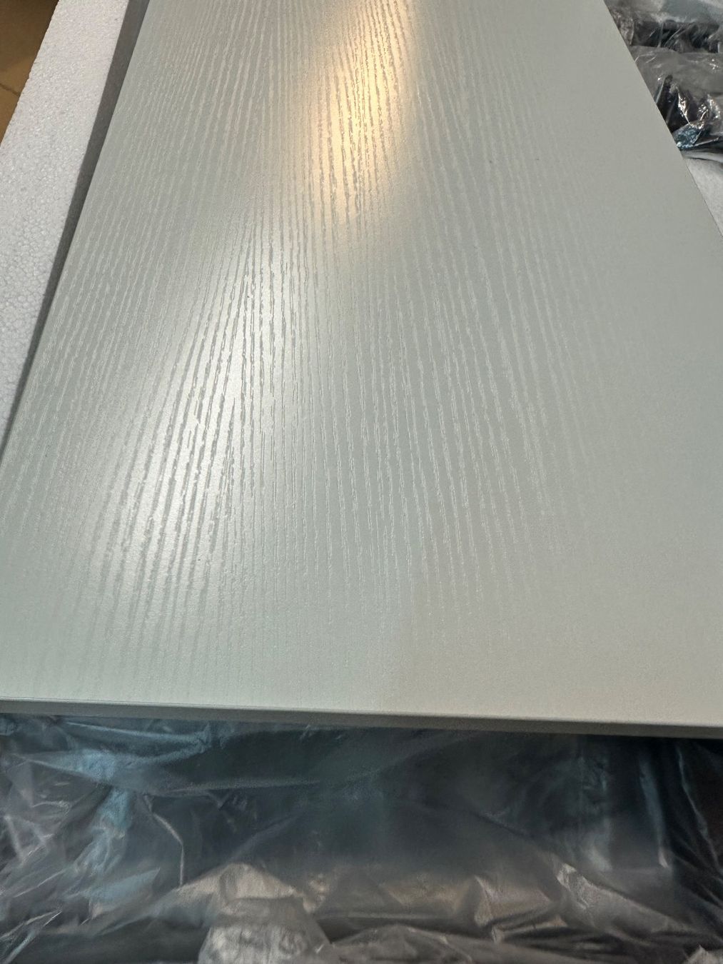 Tavoli: neuer Laptop-Beistelltisch – Nuovo e nell'imballaggio originale da Necker venduto da liq24 2