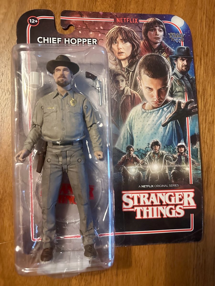 Figuren: STRANGER THINGS - HOPPER – Neu und originalverpackt aus Bern von Sunne2003