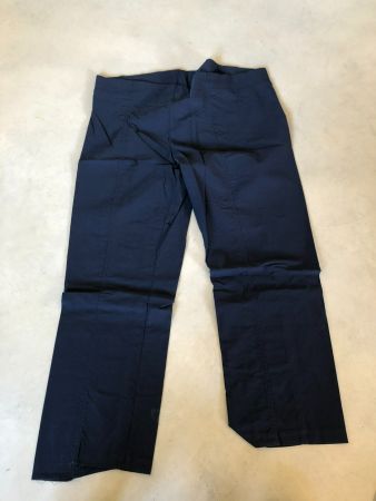 neuwertige Stoffhose 54 schwarz