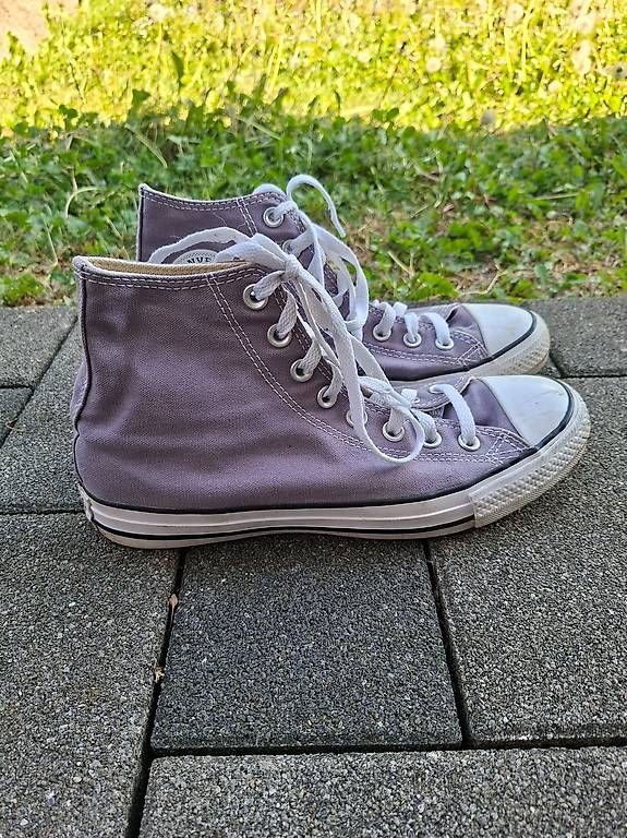 Scarpe da donna: Converse Violett Gr. 40 – Usato da Wilderswil venduto da syr_gb6w