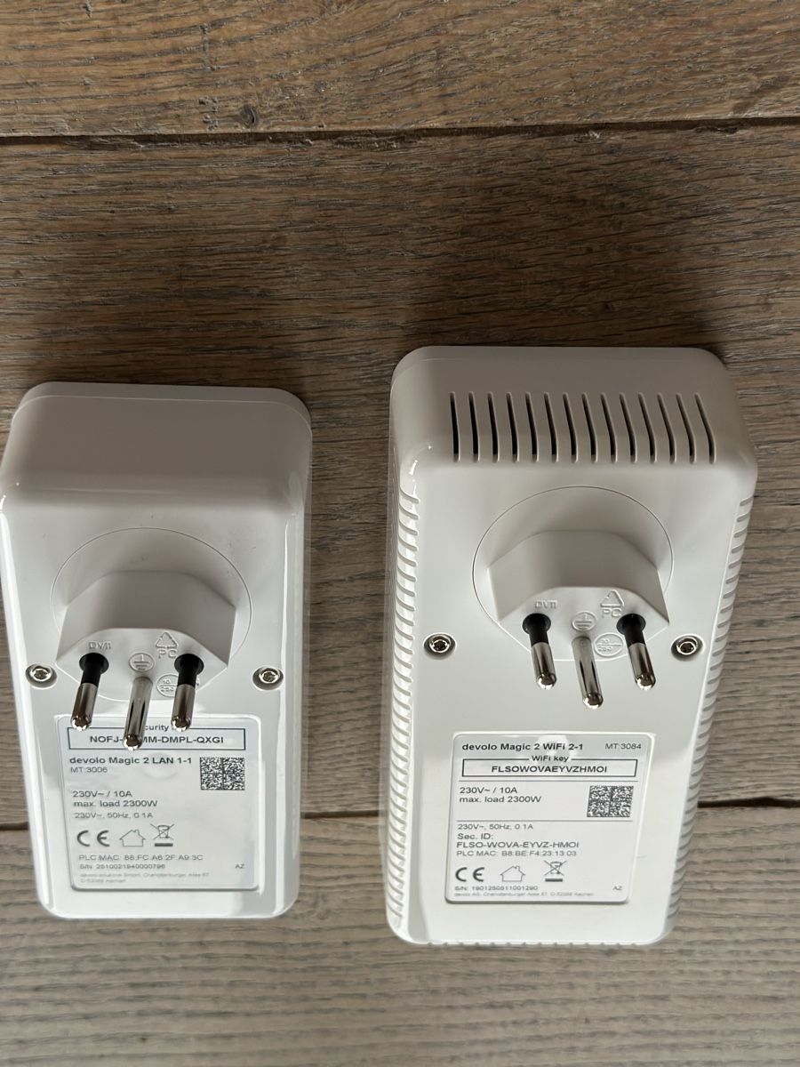 Devolo Laufwerke & Adapter: Devolo Magic 2 Powerline Set LAN und WiFi weiss gebraucht – Gebraucht aus Oberlunkhofen von Vladivostokk 3