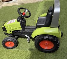 Tracteur à pédales