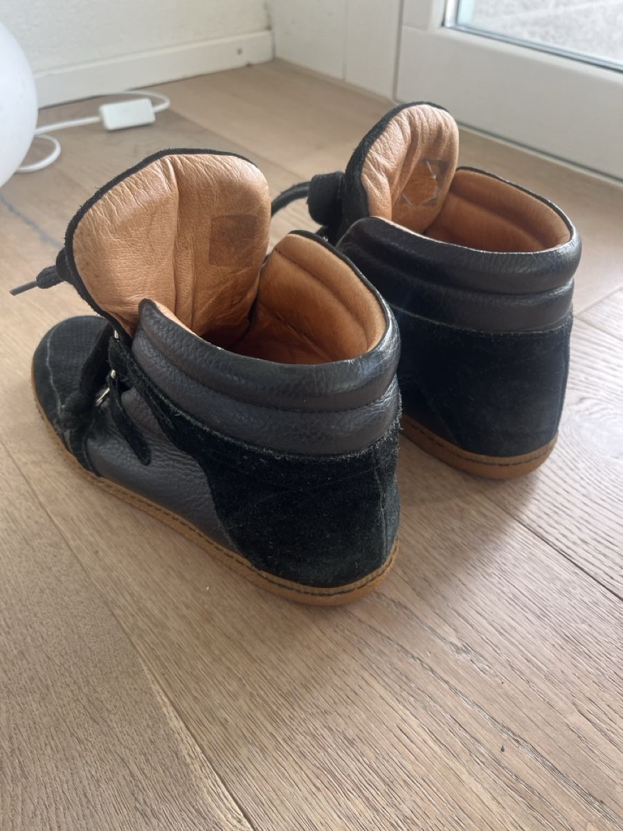Sandro Scarpe da donna: Sandro Sneakers, Gr. 39 – Usato da Emmen venduto da cocowalk 1