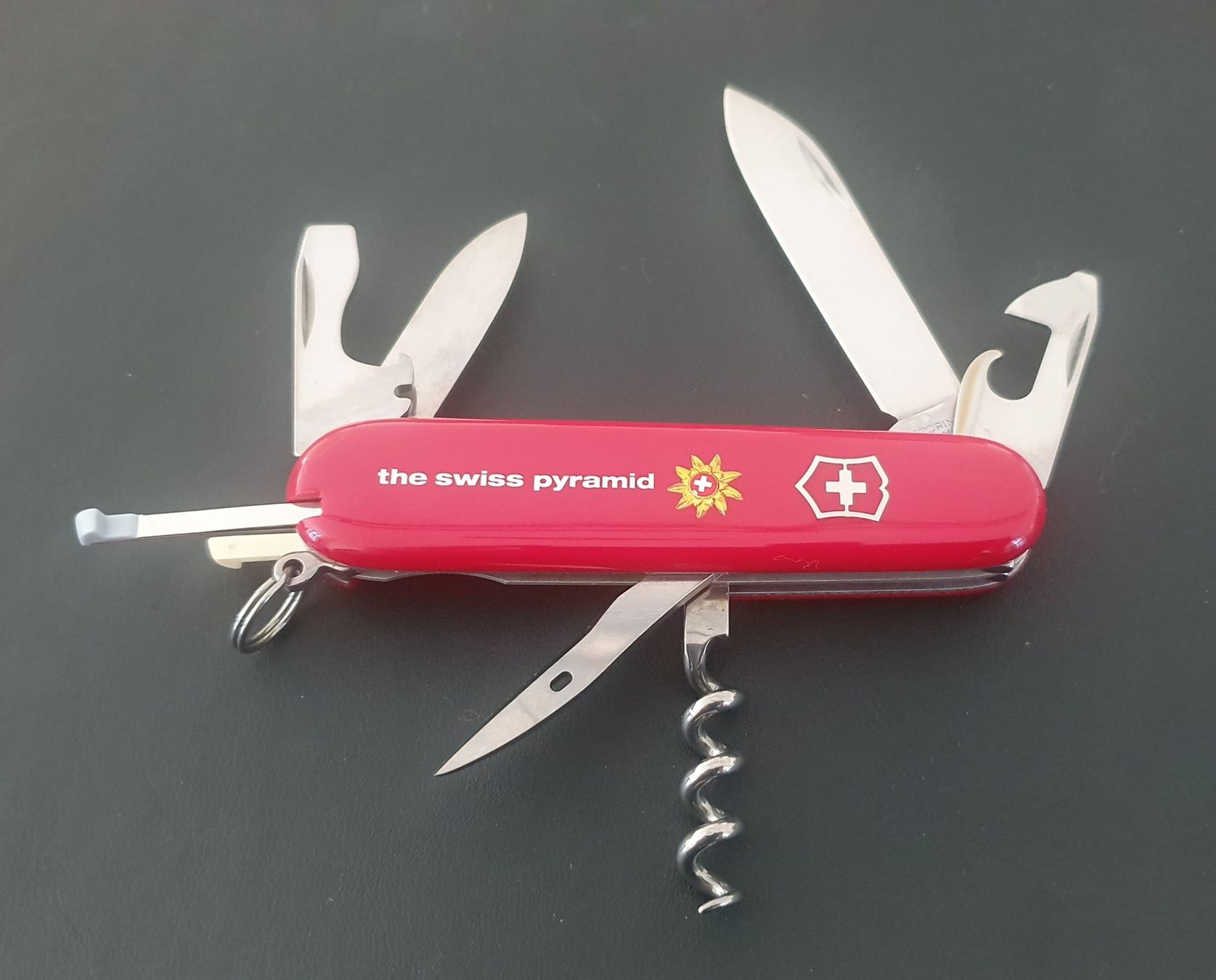 Victorinox Coltelli tascabile: 4 Victorinox Sackmesser mit Logo – Nuovo (secondo la descrizione) da Härkingen venduto da MarianneSi 9