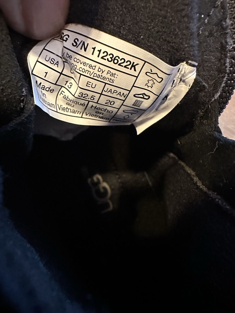 Ugg Scarpe per ragazze: UGG Mädchen Winterstiefel Gr. 32,5 neu – Nuovo e nell'imballaggio originale da Safenwil venduto da Whoopie1 3