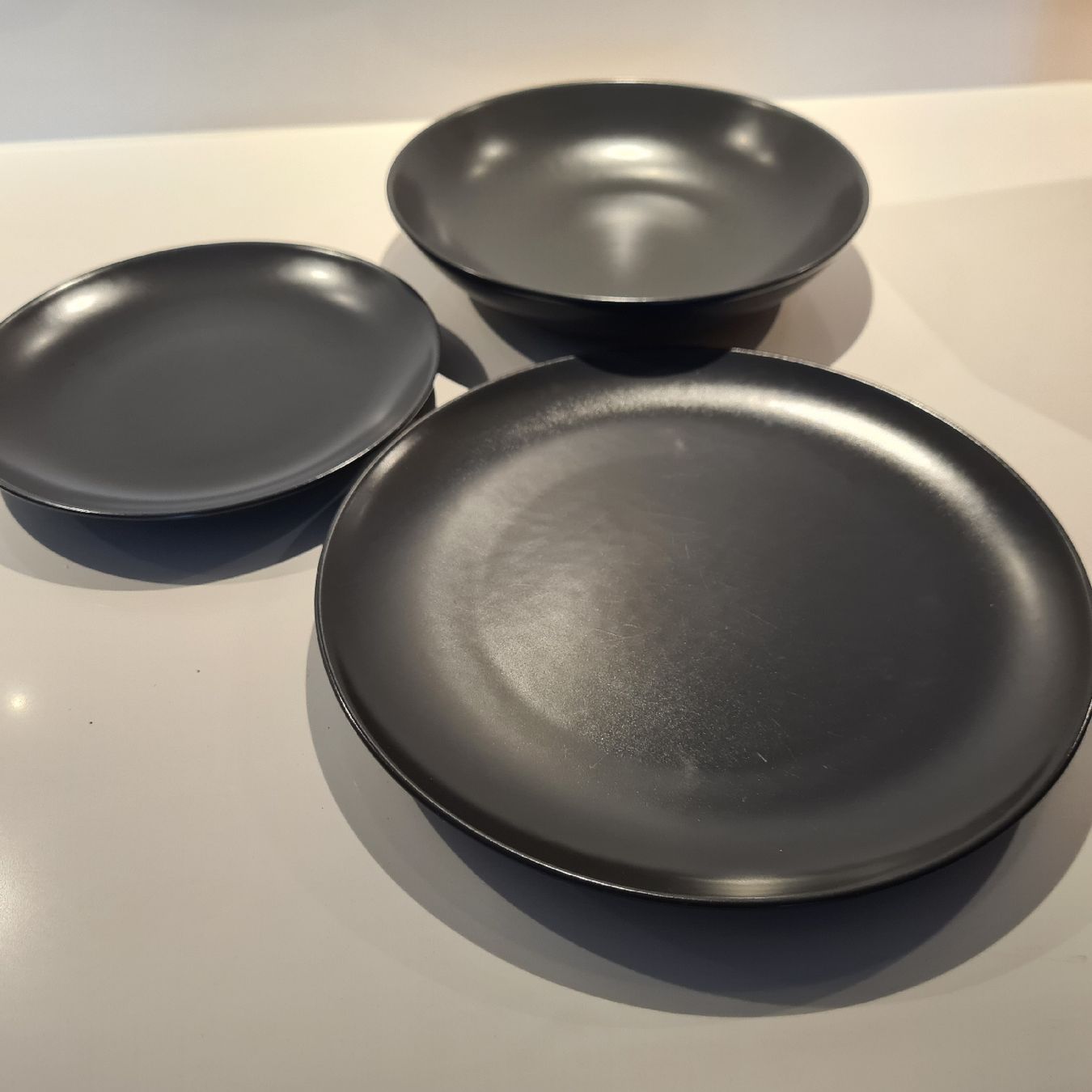Geschirrsets: 5er Set Flach,Suppen und Desser Teller – Gebraucht aus Steinen von turbogeiss99 2
