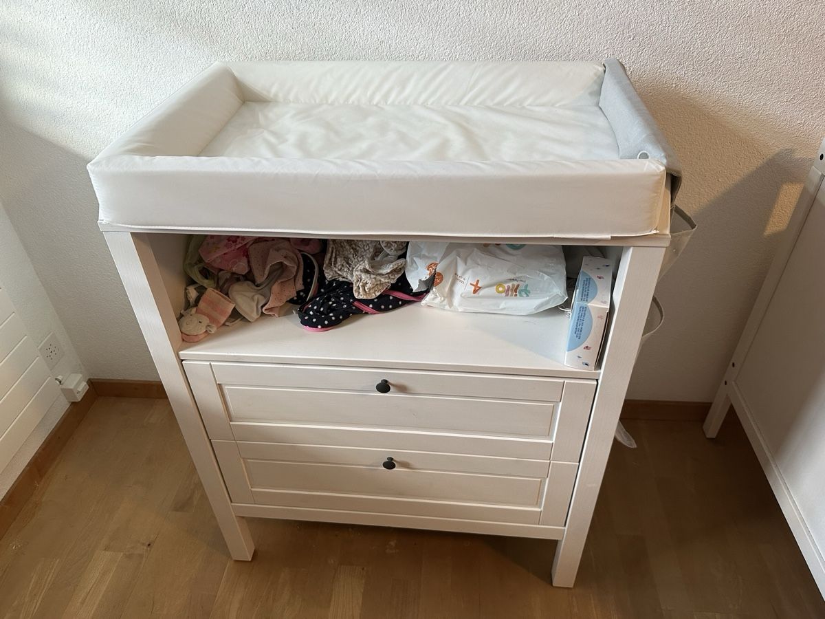 Ikea Fasciatoi & Accessori: Wickeltisch Kommode Weiss – Usato da Nürensdorf venduto da -4Lo0p-