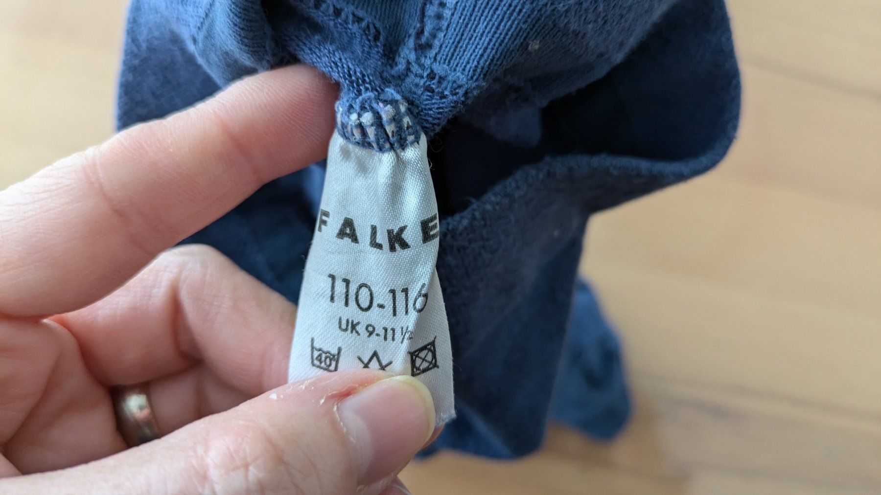 Falke Calze & Collant: FALKE Strumpfhose mit Pferd - 110/116 – Usato da Staufen venduto da Fleby84 2