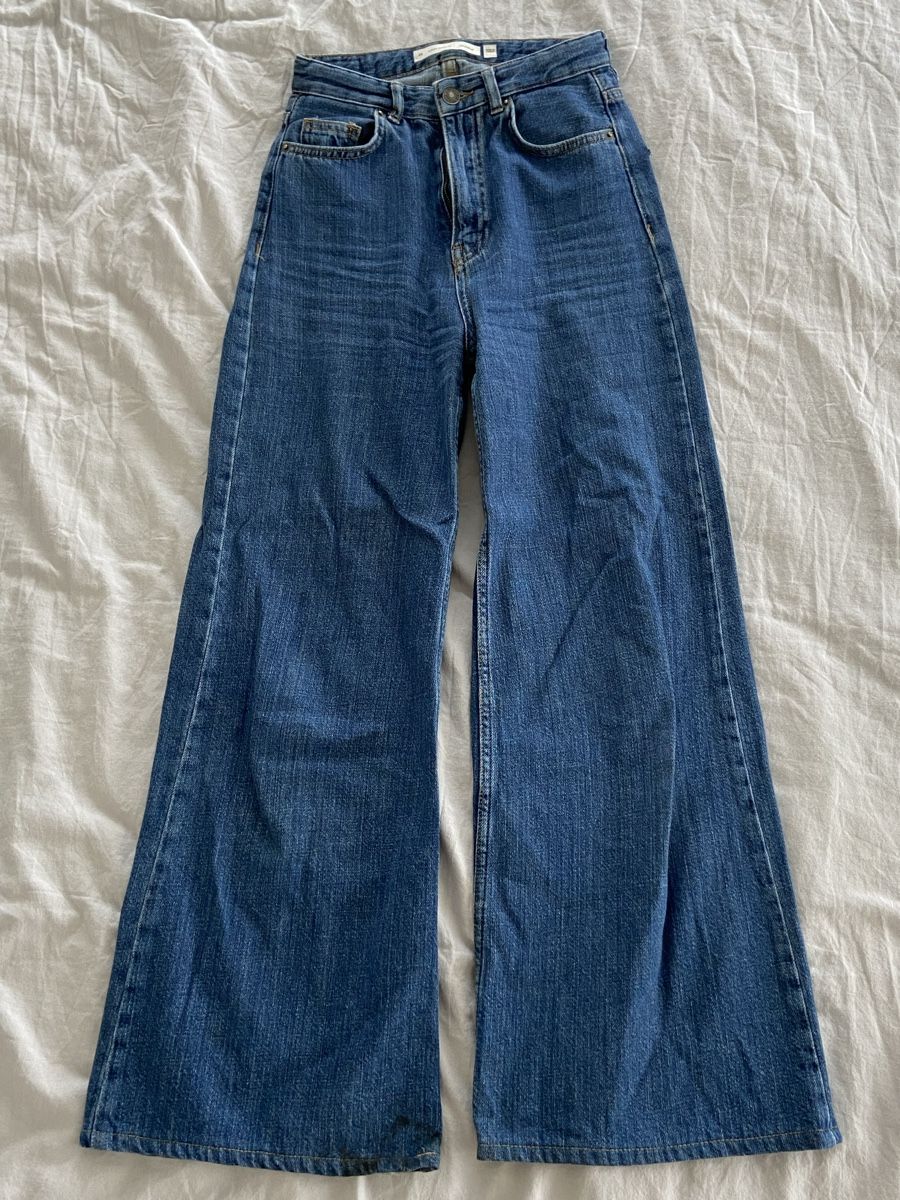 Jeans: Dunkelblaue Subdued Jeans – Usato da Thun venduto da moa_jkc7 1