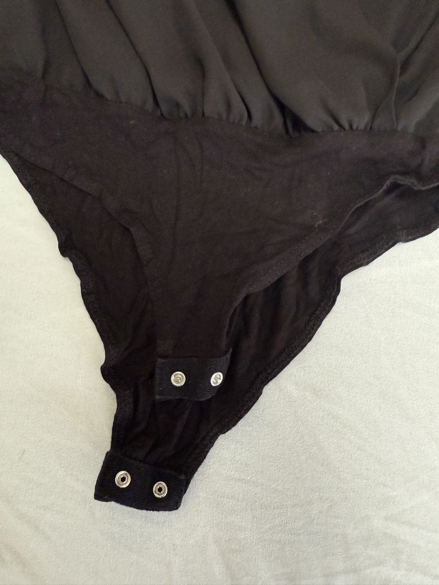 New Look Blusen: New Look Bluse langarm schwarz Grösse 34  – Gebraucht aus Winterthur von fij_f65r 4