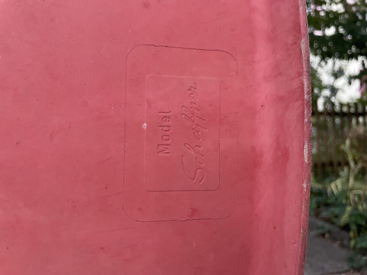 Tavoli: Schaffner Gartentisch rund rot – Usato da Winterthur venduto da Kingori 3