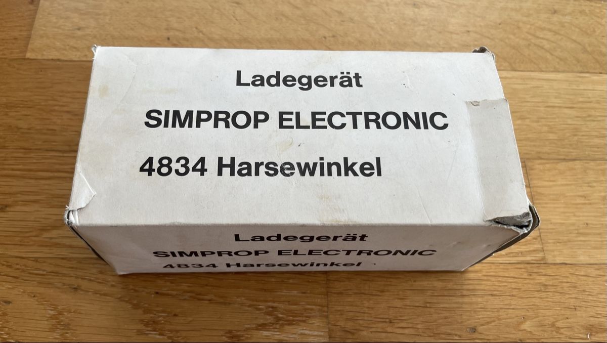 Simprop Caricabatterie: SIMPROP Electronic Ladegerät - Top Zustand, Vintage Modell – Usato da Bern venduto da hispano74 1