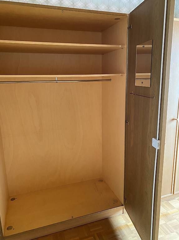 Schränke: Kleiderschrank 5-teilig – Gebraucht aus Gränichen von Bubui 1