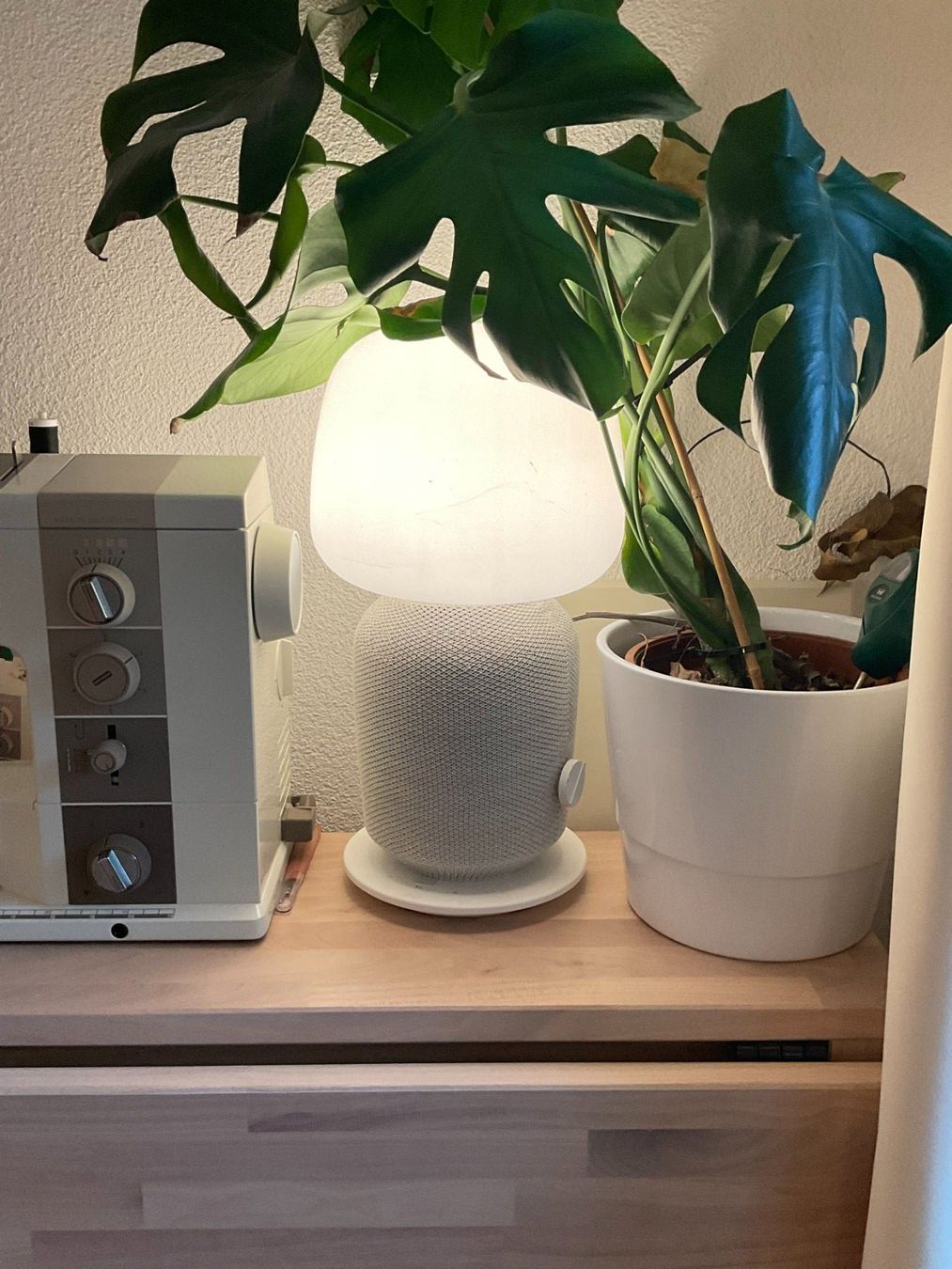 Ikea Lampade: Ikea Symfonisk Lautsprecher-Lampe (Sonos) – Usato da Zürich venduto da hfu_5kym