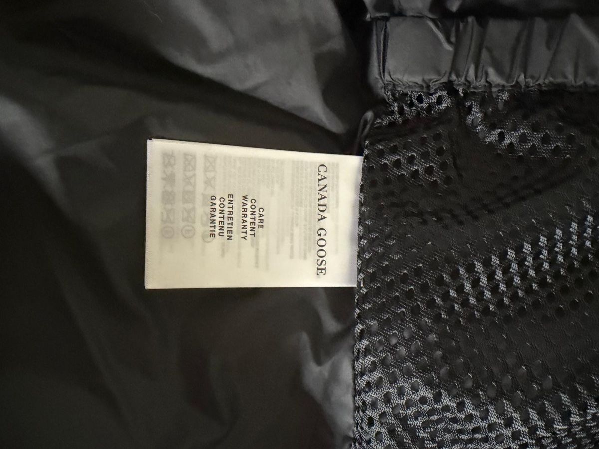 Canada Goose Giacche: Doudoune Canada Goose Mac Millan  – Nuovo (secondo la descrizione) da La Chaux-de-Fonds venduto da lagia77 6