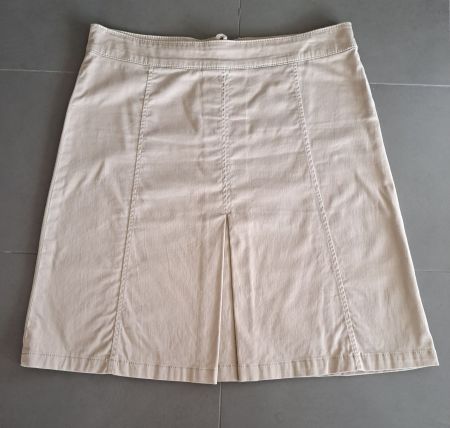 Jupe d’été beige