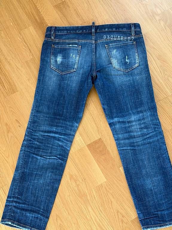 Dsquared2 Jeans: Dsquared² Jeans Neu – Nuovo (secondo la descrizione) da Ehrendingen venduto da Nr.7 1