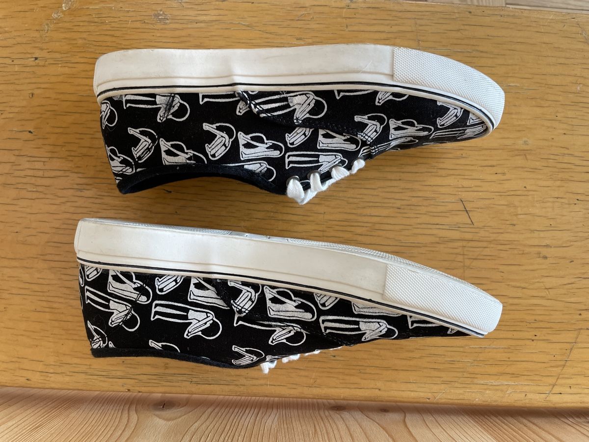 Damenschuhe: Baskets T37 édition limitée Iris de Moüy x Monoprix – Neu (gemäss Beschreibung) aus Grandvaux von joa_v6gj 1