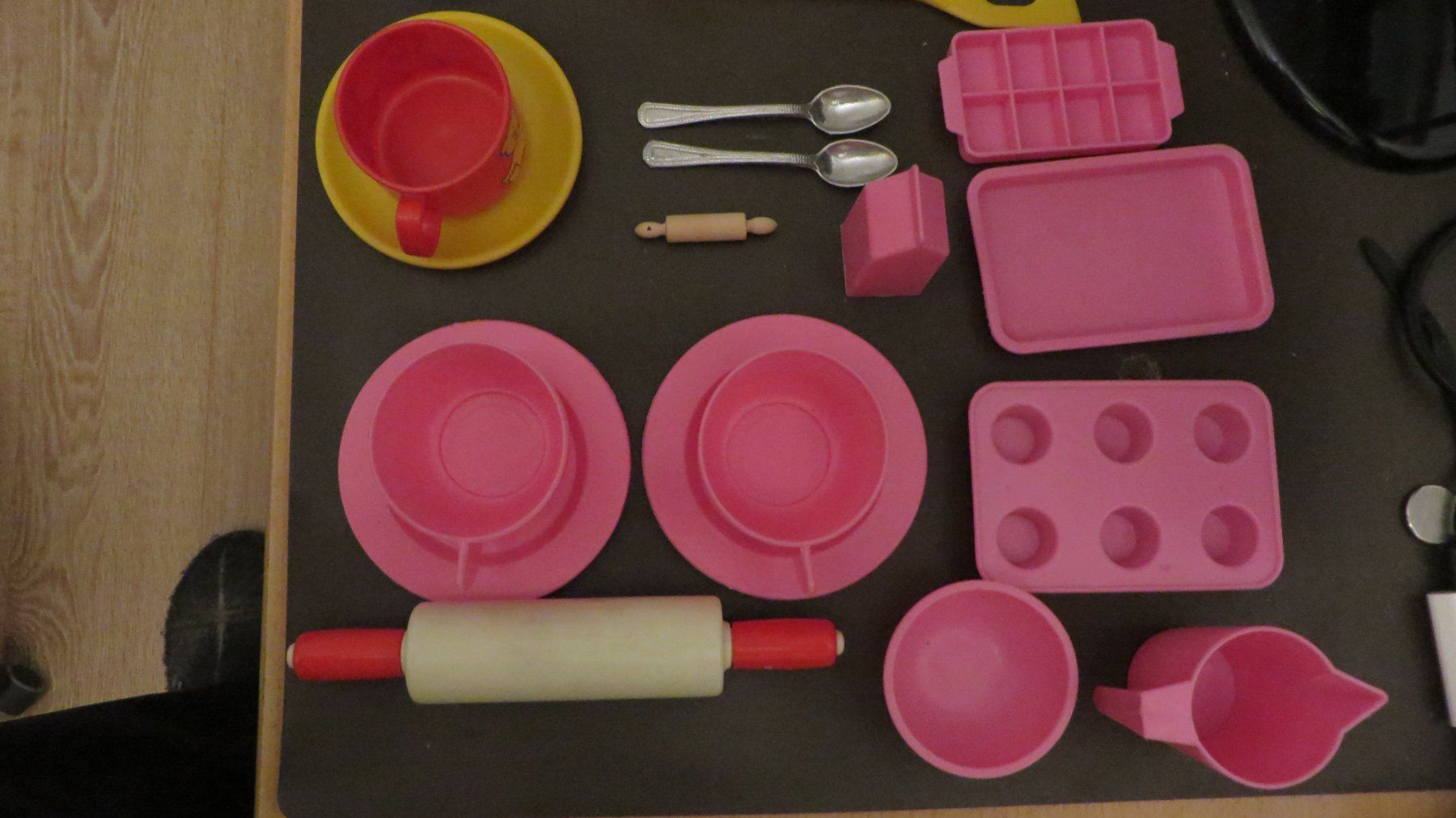 Set di piatti: Puppengeschirr – Usato da Bremgarten b. Bern venduto da Poirette52 5
