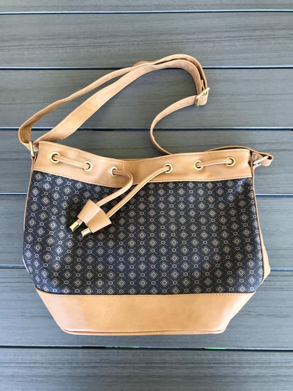 Borse da donna: Maddison Handtasche – Nuovo (secondo la descrizione) da Heimenhausen venduto da ChliineBaeremani