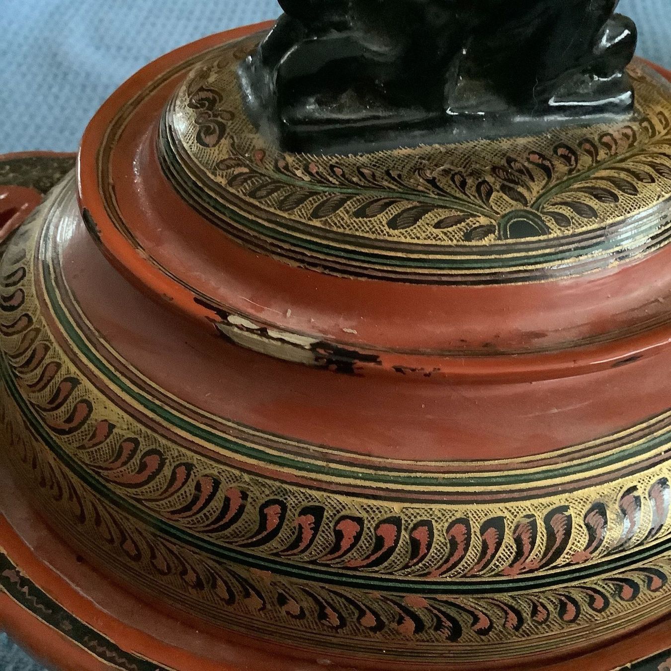 Articoli in legno: Alte Holzdose aus Burma – Usato da Zürich venduto da Albatros57 2