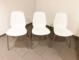 Stuhl weiss von Ikea NP CHF 59.95 - Preis pro Stück