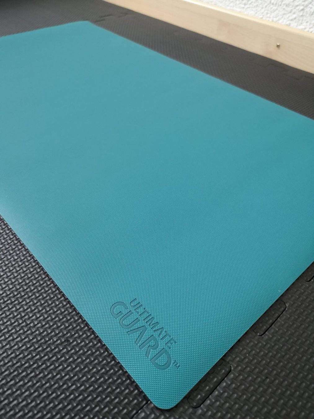 Spielmatte: Ultimate Guard Play-Mat ab CHF 1.- – Gebraucht aus Bremgarten AG von recbitw 1