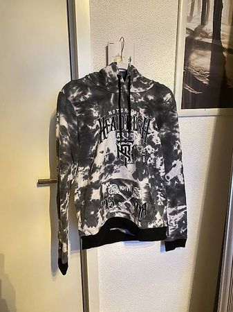 Pullover Headrush