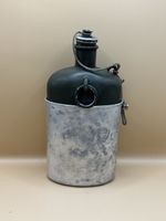 Gourde militaire modèle ancien BAG 41 avec quart alu – bouch