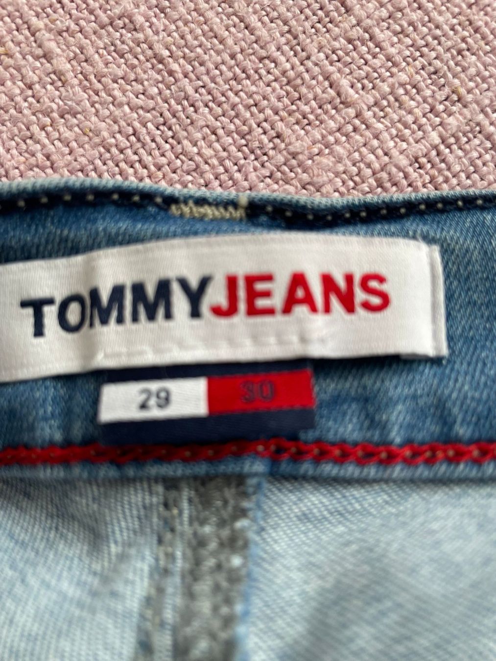 Tommy Hilfiger Jeans: Tommy Jeans Gr. 29/30 Damen – Nuovo (secondo la descrizione) da Dübendorf venduto da 2hot4you 2