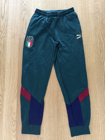 Puma Trainingshose Italien Grösse M gute Zustand
