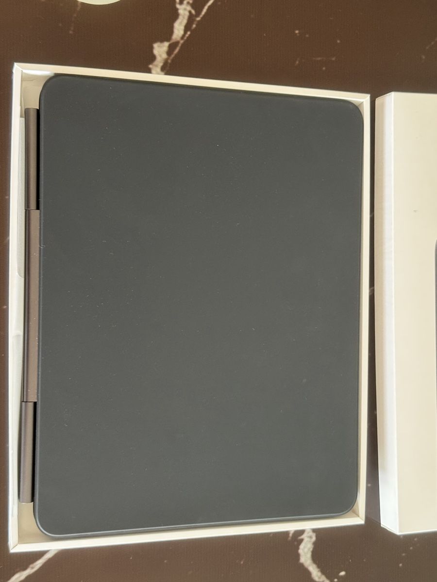 Apple Tastiere: APPLE Magic Keyboard für 13" iPad Pro – Usato da Richigen venduto da EasyDeal00 2