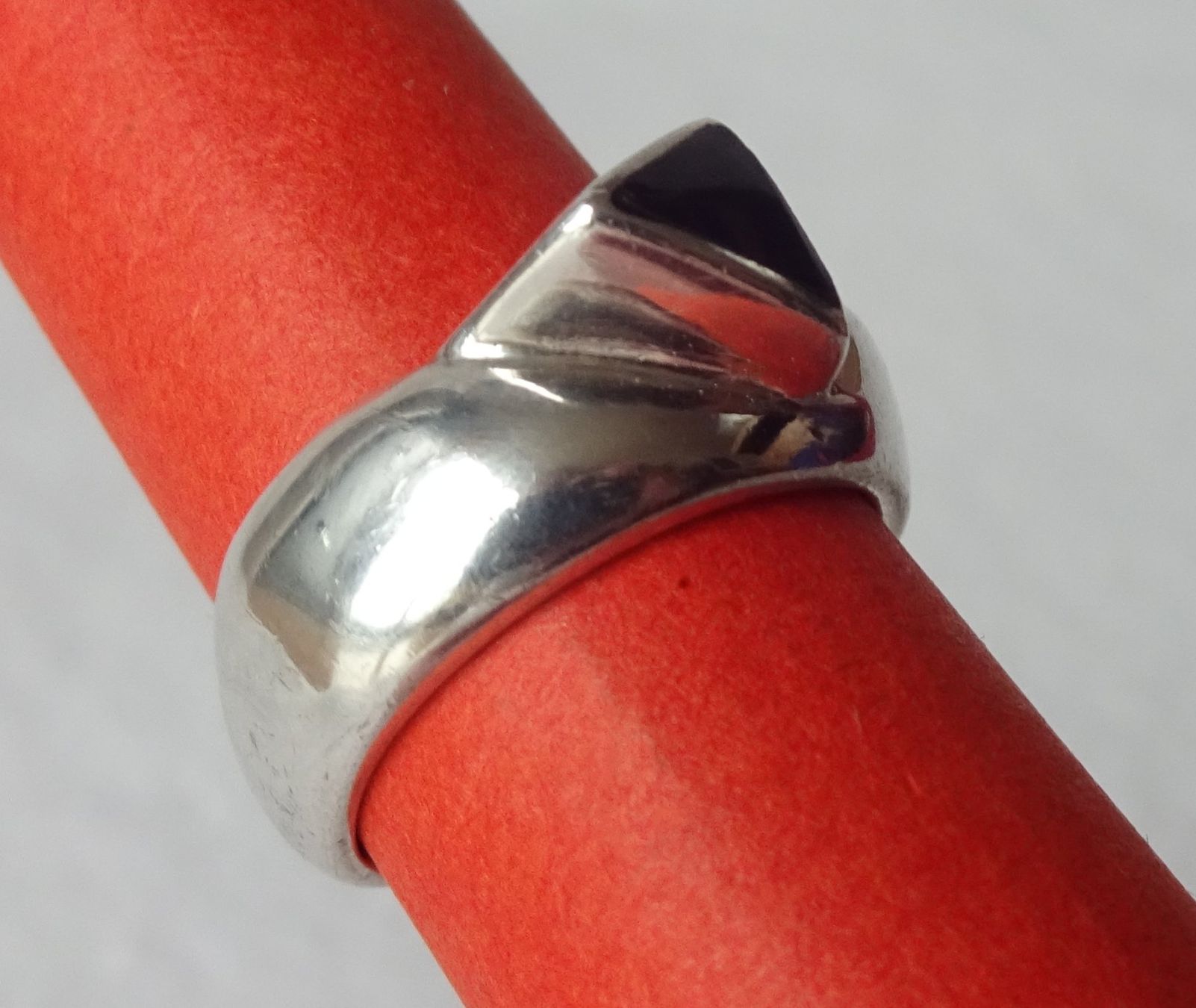 Anelli: Silberring mit schwarzem Stein – Usato da St.Gallen venduto da Paddington11 2