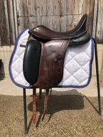 Sattel Dressur Hennig