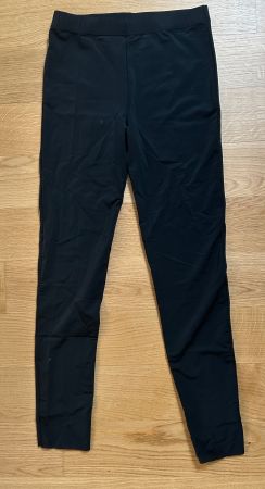 Schwarz glänzende Leggins von Lascana