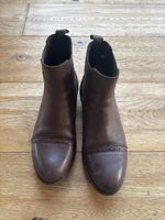 Braune Lederstiefel Gr. 39