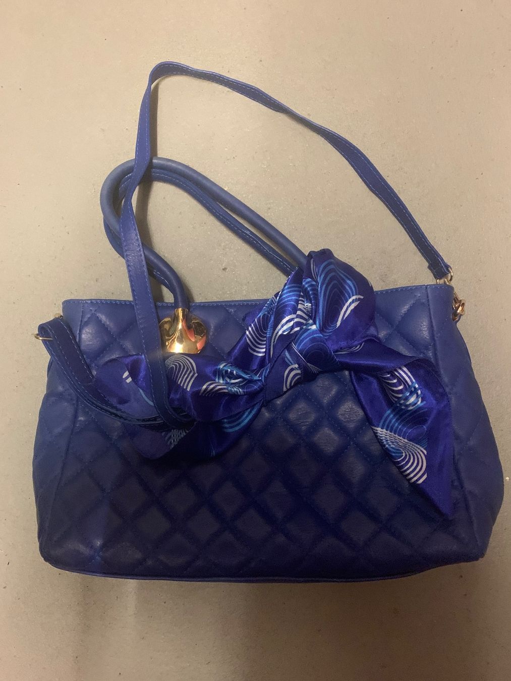 Borse da donna: Schöne Tasche blau neu – Nuovo e nell'imballaggio originale da Wädenswil venduto da Giez33