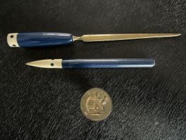 Antiker Brieföffner & Siegel Stempel Set Bakalit * Lederetui