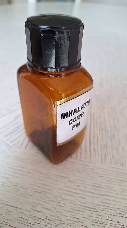 Accessori da laboratorio: Vintage Apothekenflasche / Apothekergefäss – Nuovo (secondo la descrizione) da Urdorf venduto da Jeani_