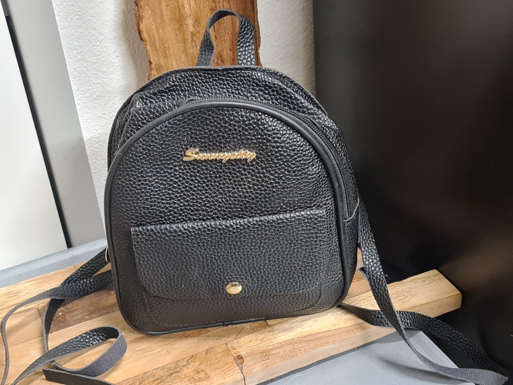 Sacs femmes: Ledrige Mini Damen Rucksack, ca.23x20 cm – D'occasion à Amriswil par used2use