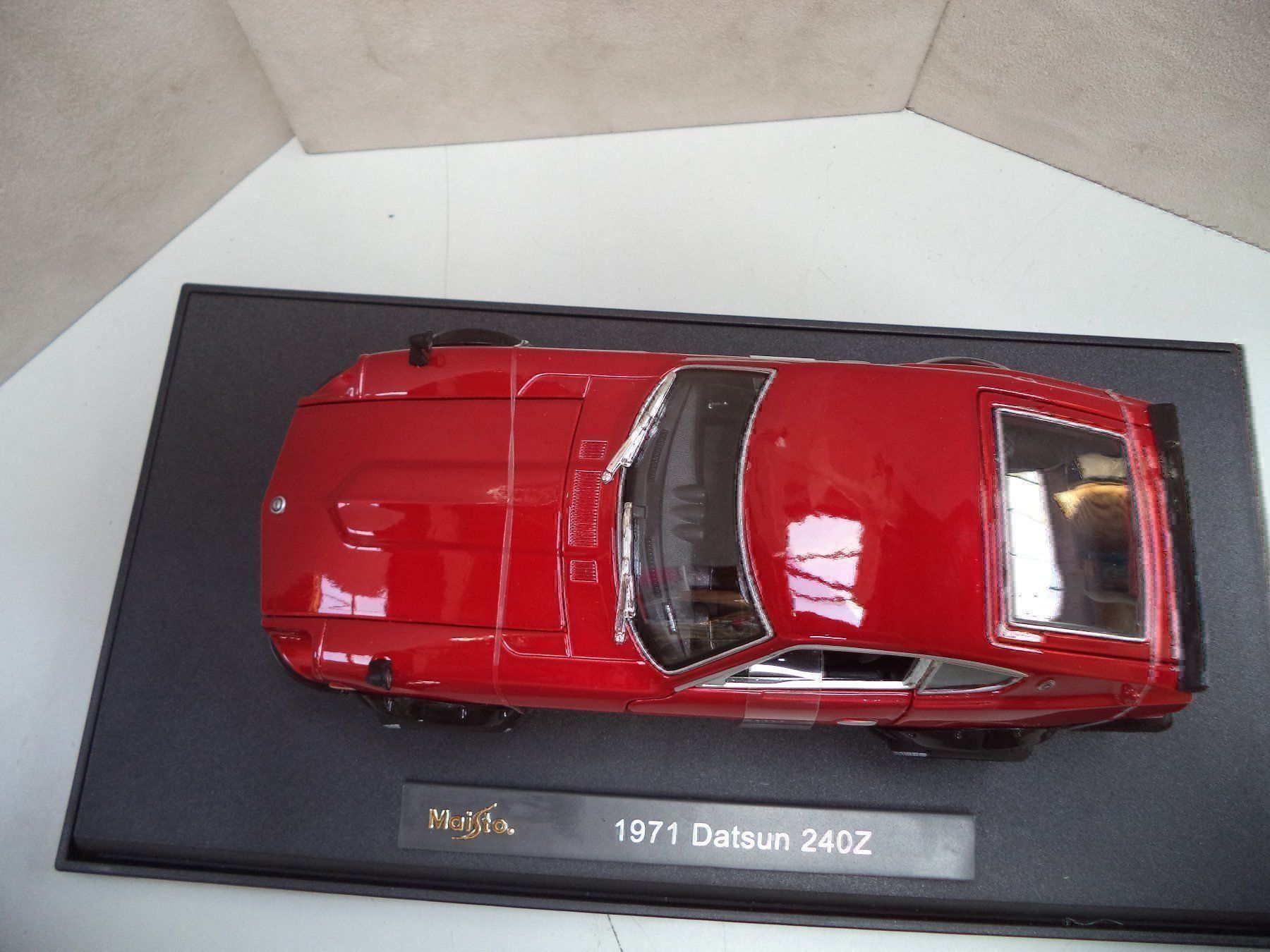 Modellini d'auto: Maisto DESIGN 1971 Datsun 240Z 1:18 – Nuovo e nell'imballaggio originale da Rieden AG venduto da Wirth03 8