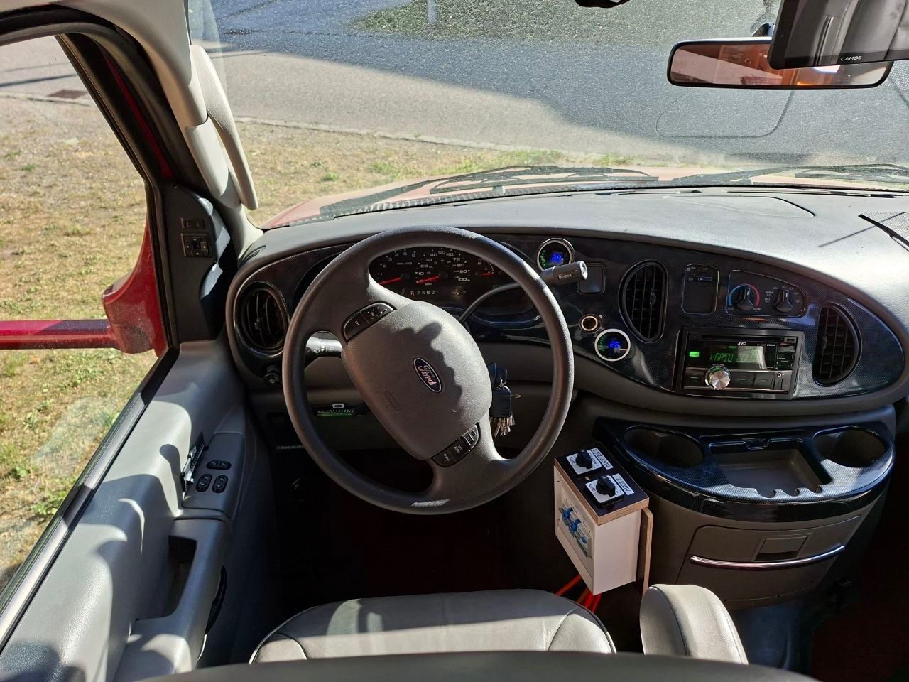 Winnebago Veicoli da campeggio: Winnebago Aspect Ford Super Duty – Usato da Selzach venduto da greddy101 5