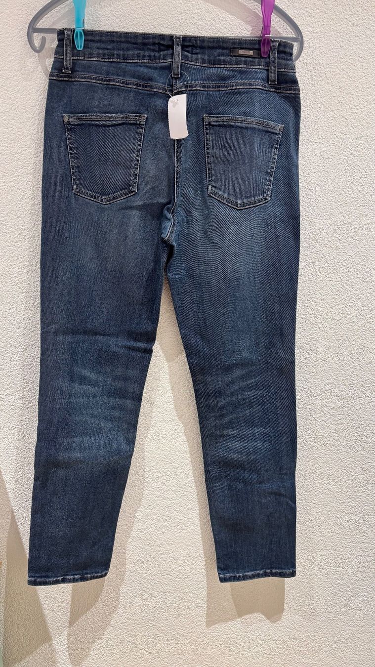 Cambio Jeans: Cambio Jeans – Usato da Uitikon Waldegg venduto da Thefateofophelia 1