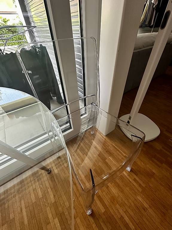 Tavoli: Glastisch 80cm & 2x Stuhl transparent – Usato da Schlieren venduto da nin_s7gg 2