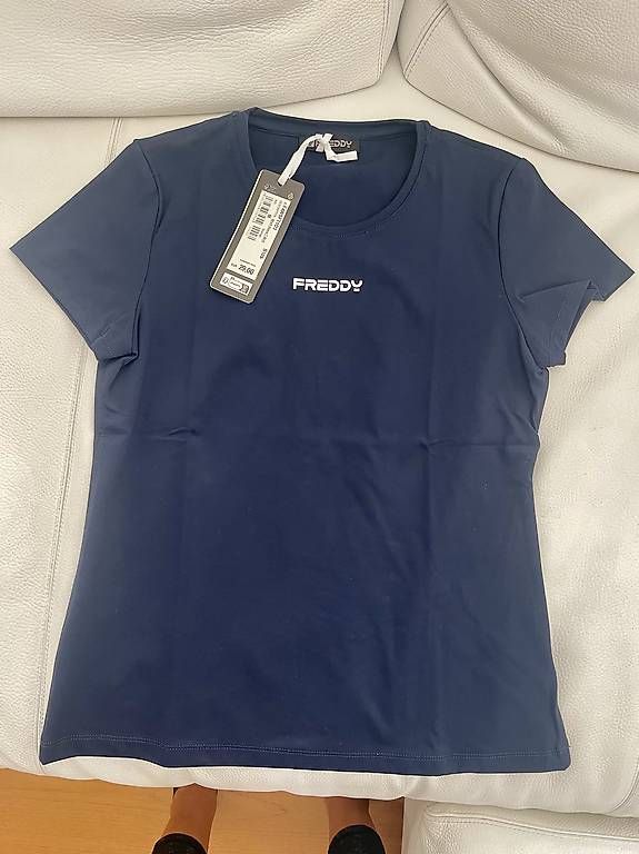 Canottiere & Pantaloni: Maglia da palestra donna – Usato da Lugano venduto da naz_zkg8