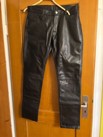 Echtlederhose Schwarz neu und ungetragen
