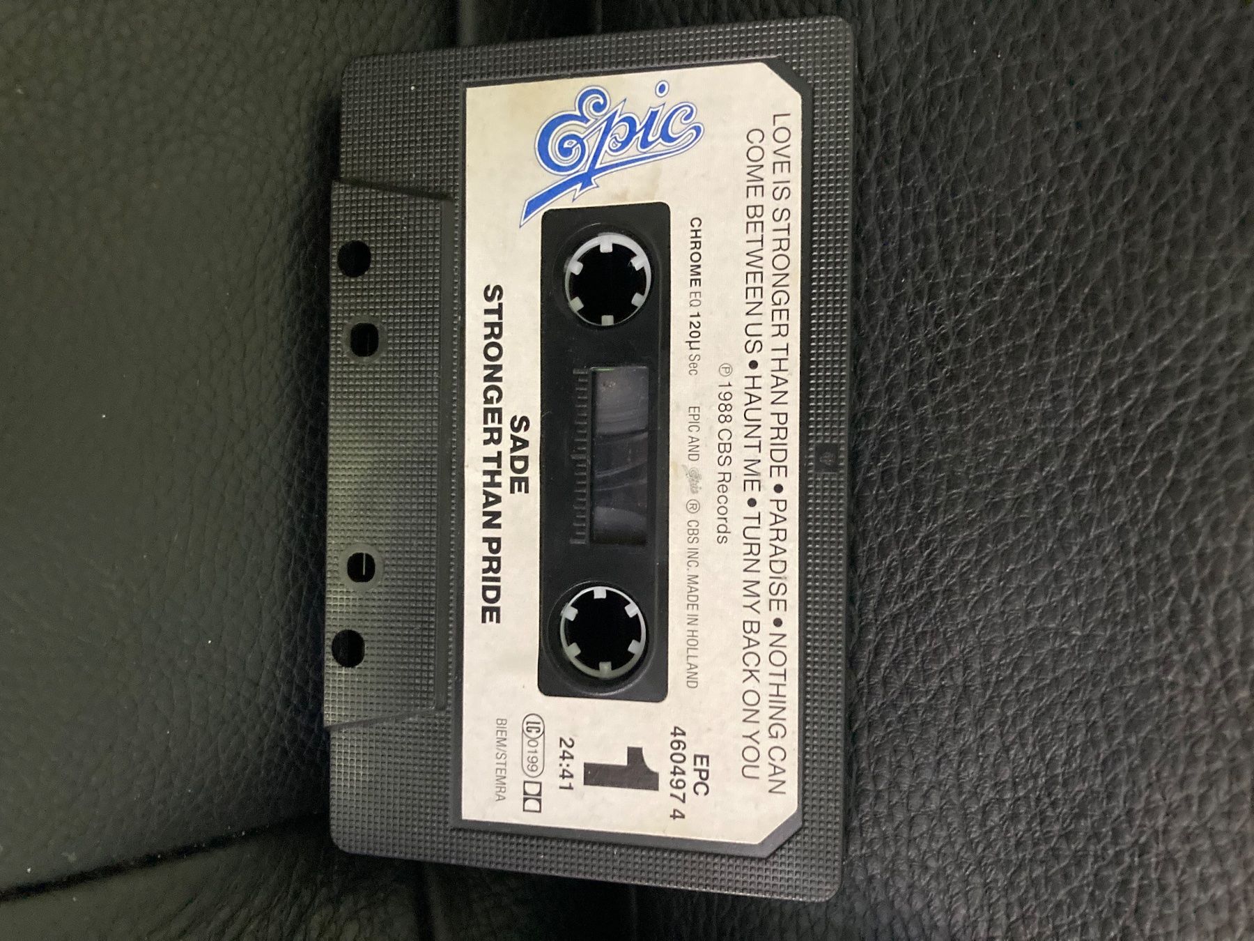 Cassettes audio: Sade - Stronger Than Pride - Cassette – D'occasion à Bern par TotheMoonnn 4